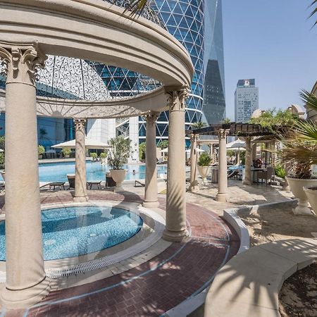 Higuests - Luxury Apartment In The Iconic Park Towers Dubaj Kültér fotó