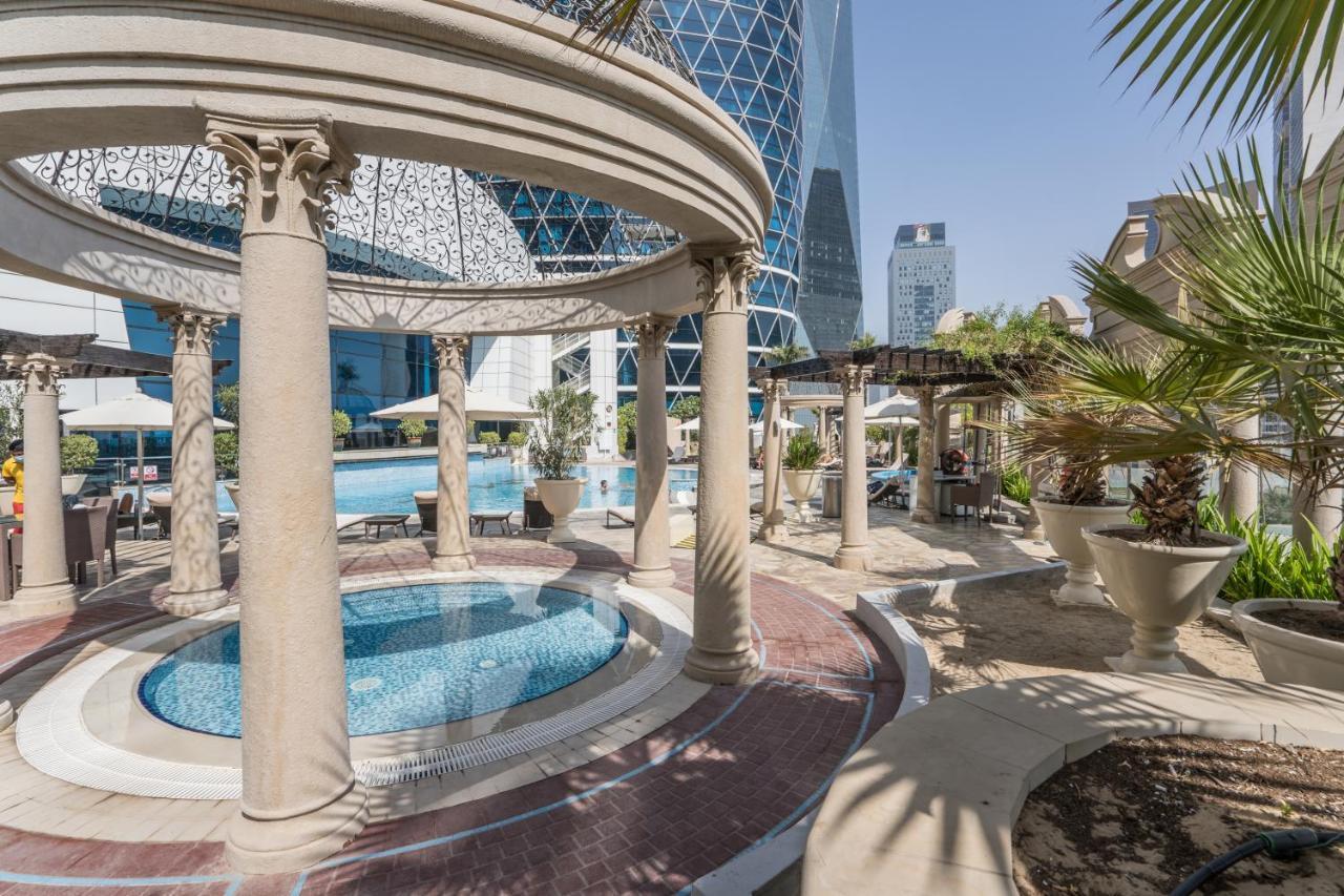 Higuests - Luxury Apartment In The Iconic Park Towers Dubaj Kültér fotó