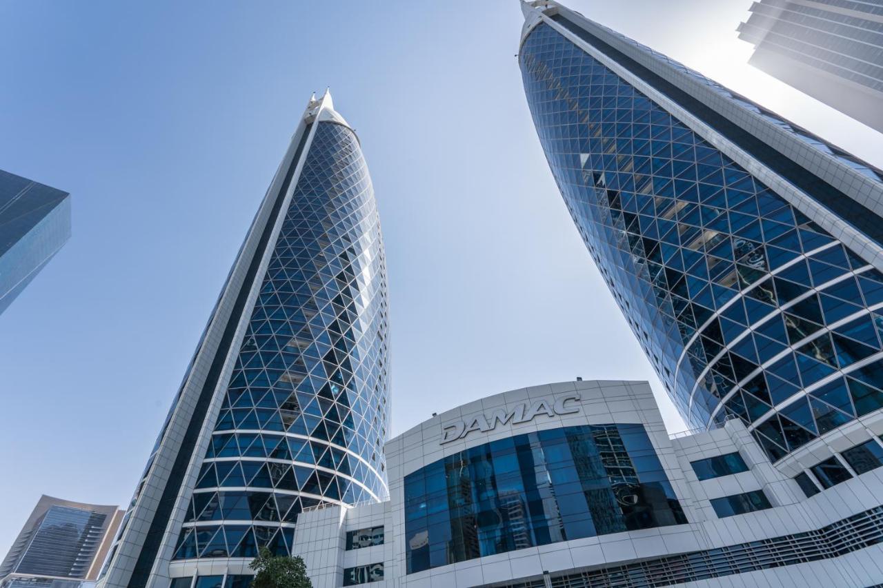 Higuests - Luxury Apartment In The Iconic Park Towers Dubaj Kültér fotó