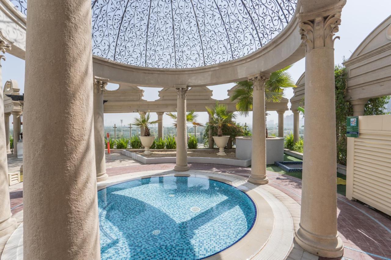 Higuests - Luxury Apartment In The Iconic Park Towers Dubaj Kültér fotó